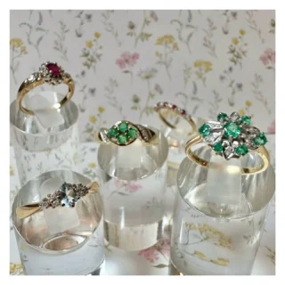 New vintage in store 🩵💚